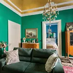 Primo Room